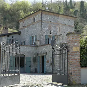  Bed & Breakfast Gavazzini, Meravigliosa Residenza D'epoca Con Torre Medievale
